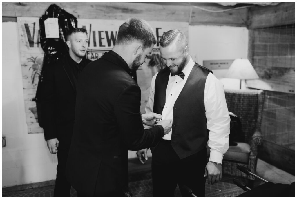 a-wedding-at-hidden-vineyard-wedding-barn
