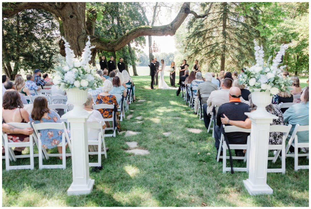a-wedding-at-hidden-vineyard-wedding-barn