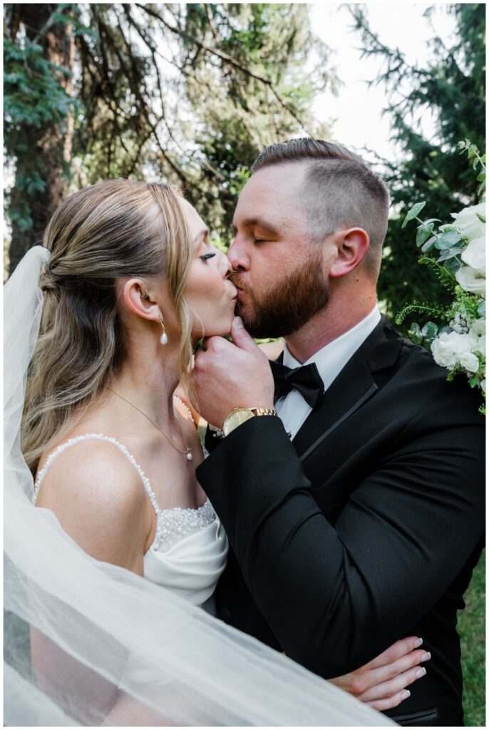 a-wedding-at-hidden-vineyard-wedding-barn