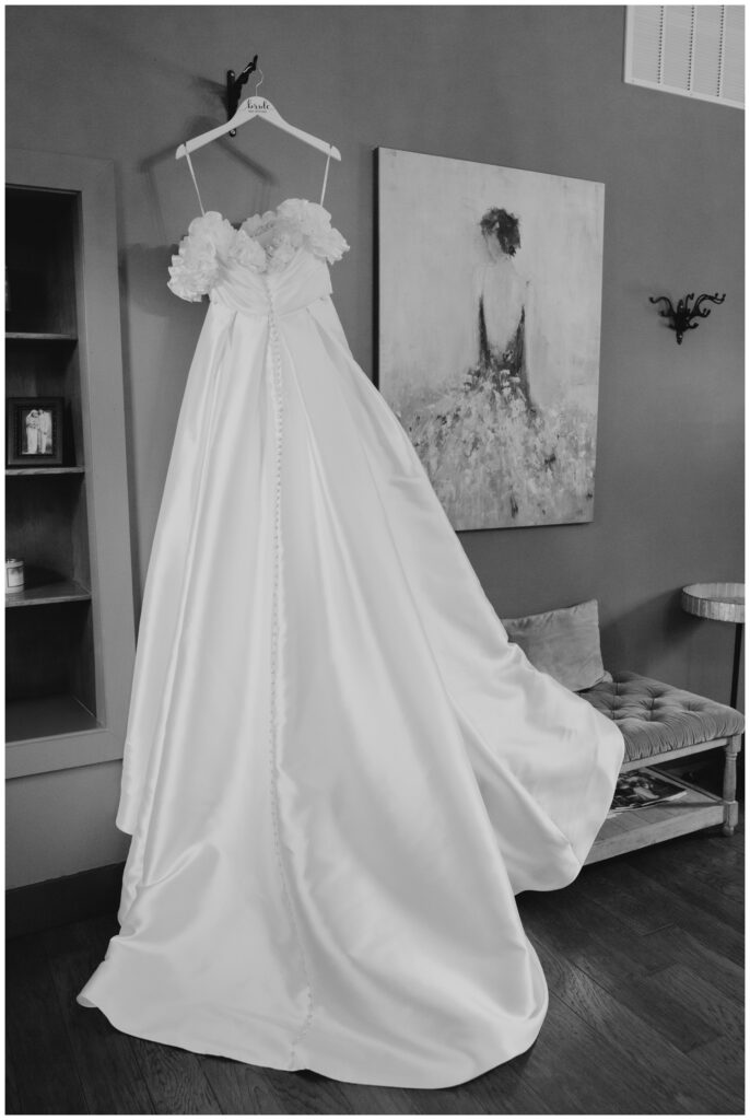 summer-wedding-at-notre-dame