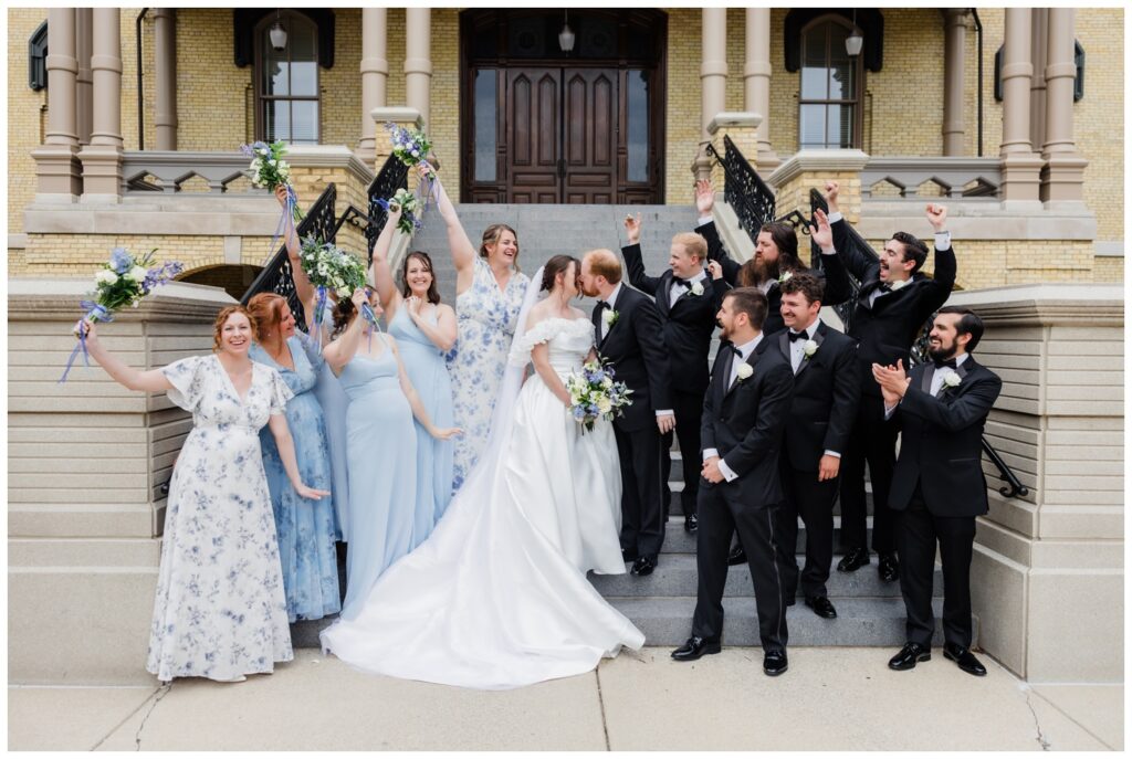 summer-wedding-at-notre-dame