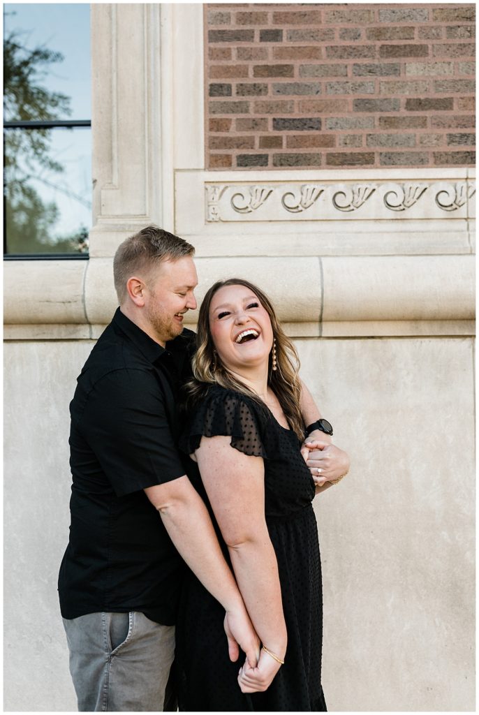 downtown-indianapolis-engagement-photos