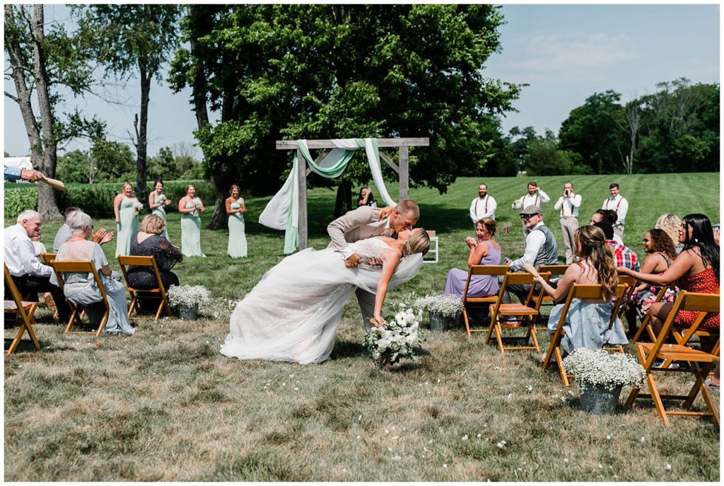 wedding-Whippoorwill-Hill-Bloomington-Indiana