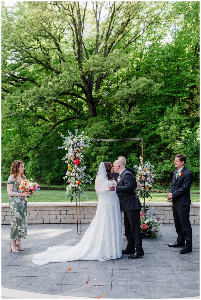 wedding-white-oak-farm-venue