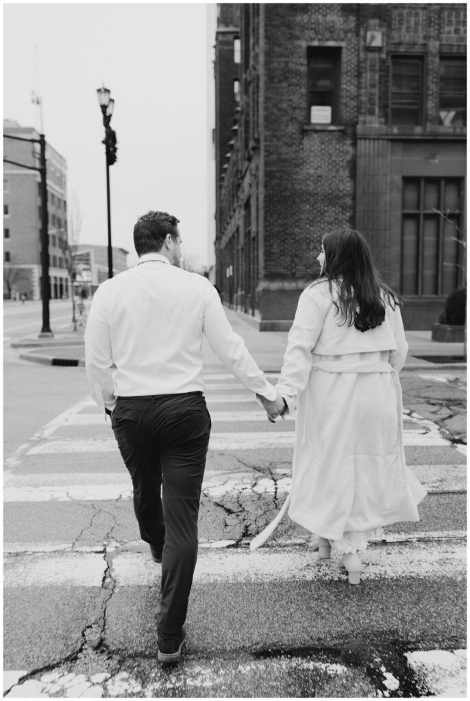 downtown-engagement-session-south-bend