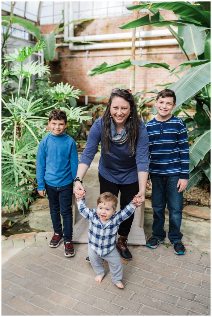 family-session-potawatomi-conservatory