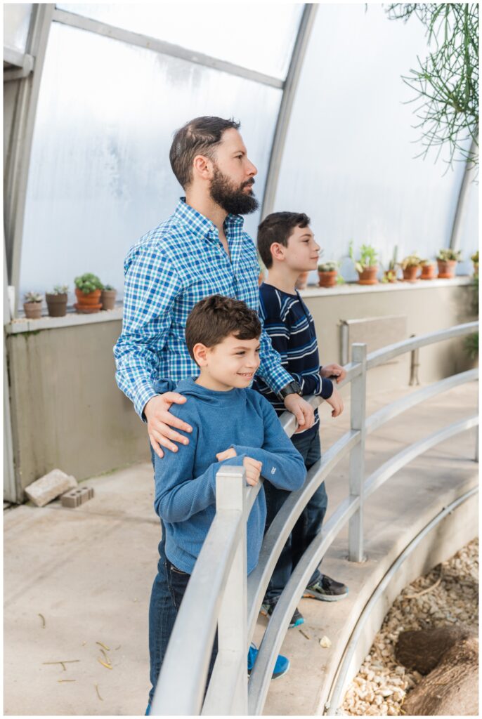 family-session-potawatomi-conservatory