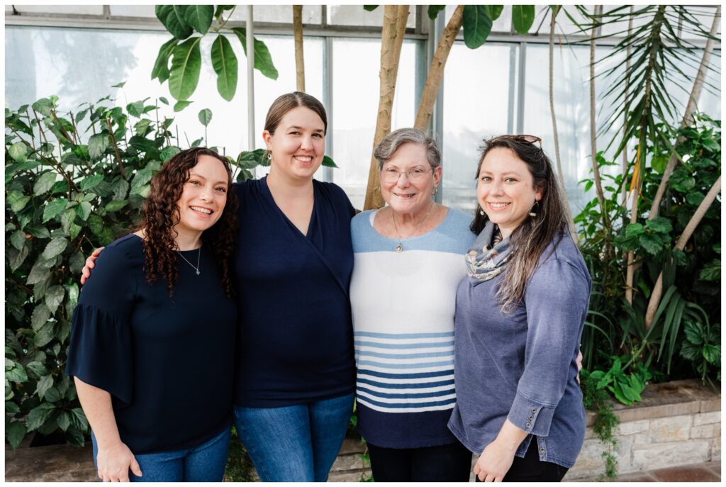 family-session-potawatomi-conservatory