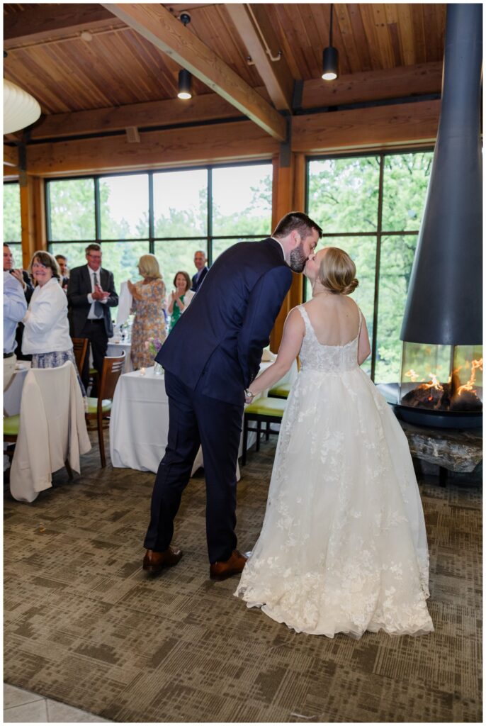 Romantic-Spring-Wedding-at-Anderson-Japanese-Gardens