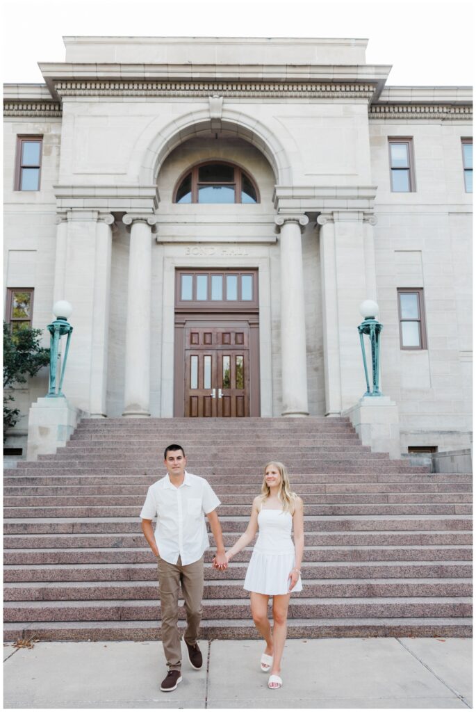 engagement-photos-at-notre-dame